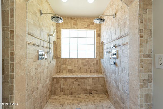 10594 LA VERANDA Drive, Socorro, TX 79927