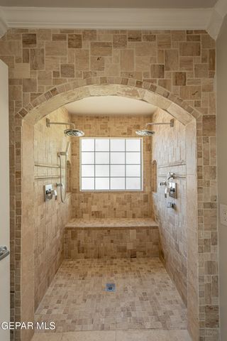 10594 LA VERANDA Drive, Socorro, TX 79927