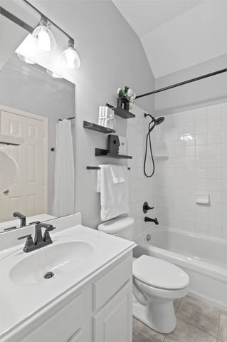 3401 Marymount Drive, Denton, TX 76210