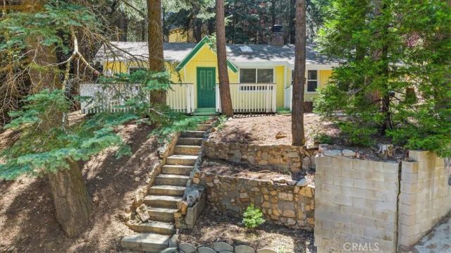 2254 Spring Oak Drive, Running Springs, CA 92382