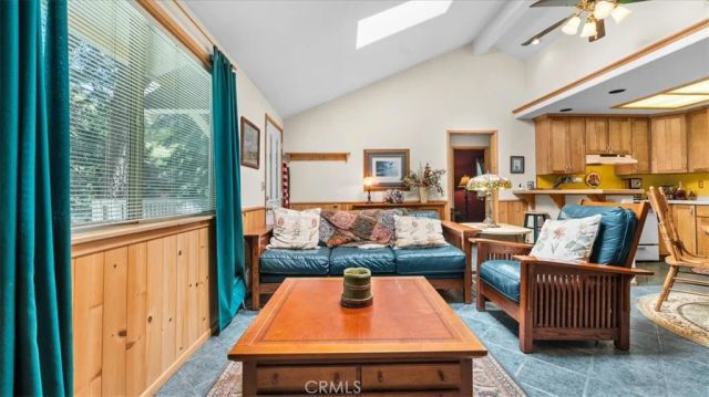 2254 Spring Oak Drive, Running Springs, CA 92382