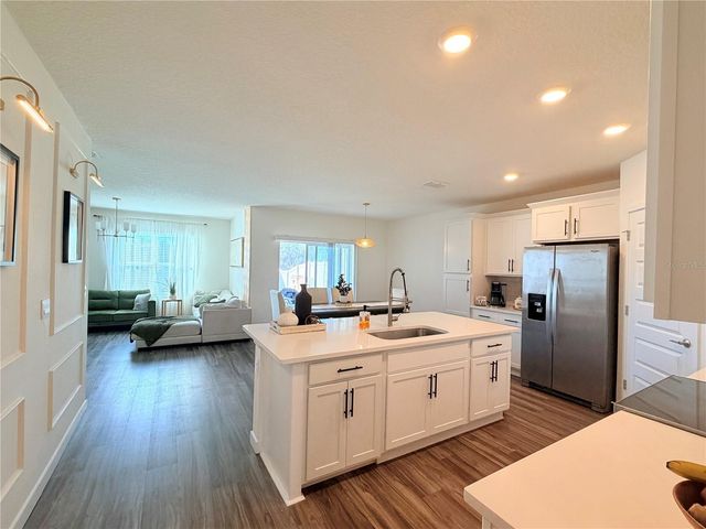 380 TALISI LOOP, St Cloud, FL 34771