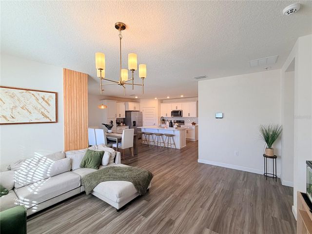 380 TALISI LOOP, St Cloud, FL 34771