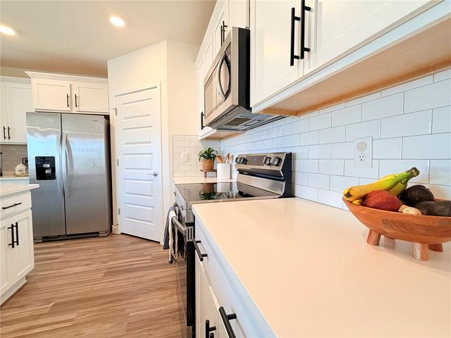 380 TALISI LOOP, St Cloud, FL 34771