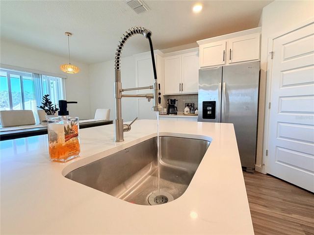 380 TALISI LOOP, St Cloud, FL 34771