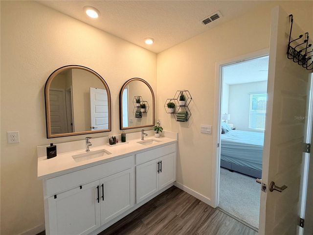 380 TALISI LOOP, St Cloud, FL 34771