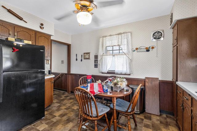 7517 27th AVENUE, Kenosha, WI 53143