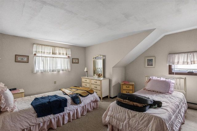 7517 27th AVENUE, Kenosha, WI 53143