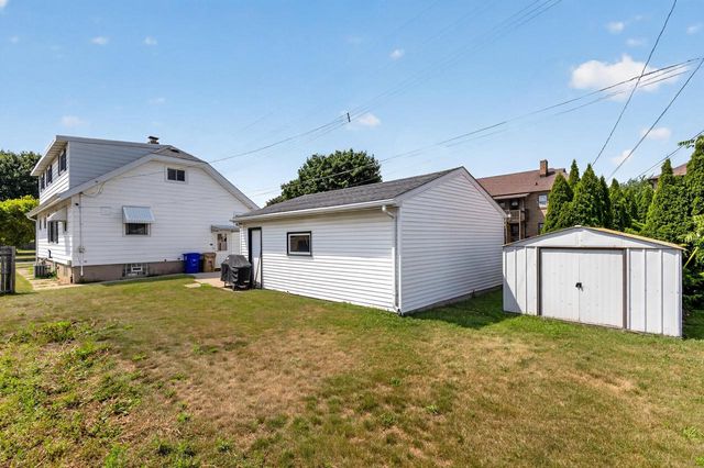7517 27th AVENUE, Kenosha, WI 53143