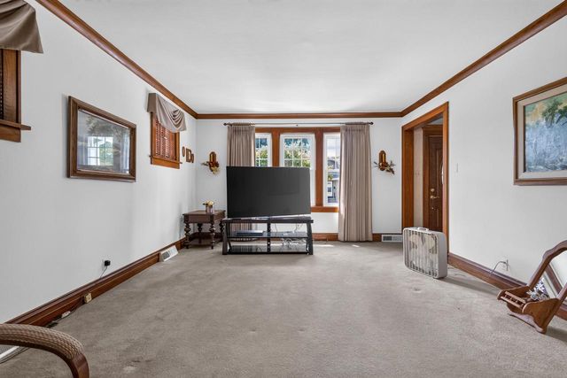 7517 27th AVENUE, Kenosha, WI 53143