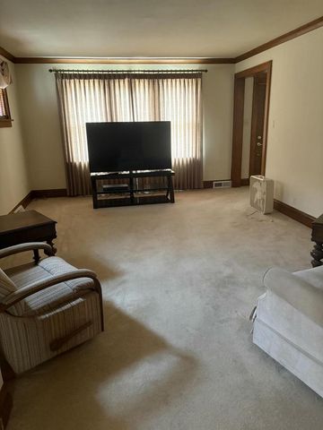 7517 27th AVENUE, Kenosha, WI 53143