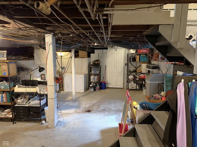 210 N Washington Street, Ladoga, IN 47954