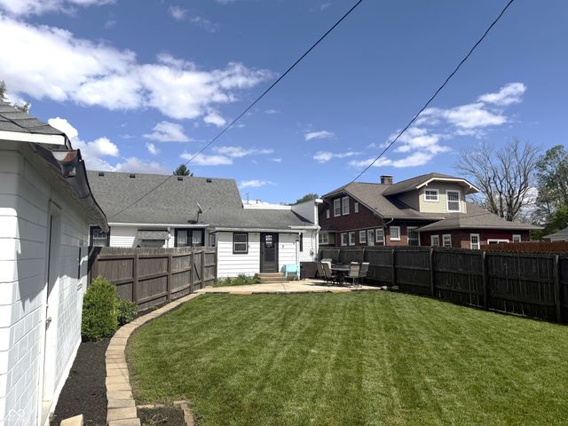 210 N Washington Street, Ladoga, IN 47954