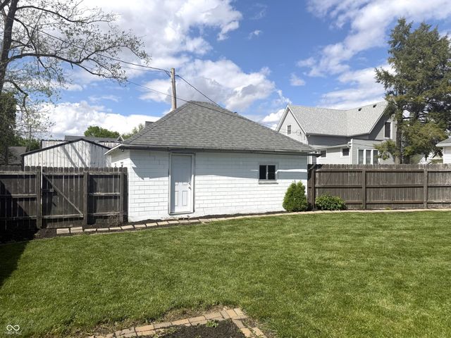 210 N Washington Street, Ladoga, IN 47954