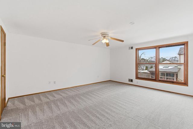 1200 MERMAID AVE, Beachwood, NJ 08722