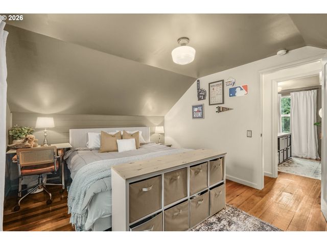 15546 Se CLATSOP St, Happy Valley, OR 97086
