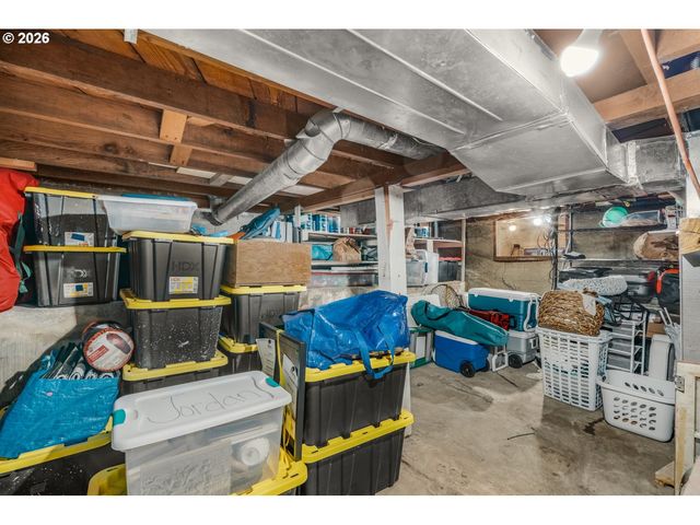 15546 Se CLATSOP St, Happy Valley, OR 97086