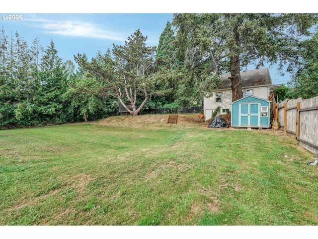 15546 Se CLATSOP St, Happy Valley, OR 97086