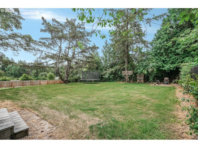 15546 Se CLATSOP St, Happy Valley, OR 97086