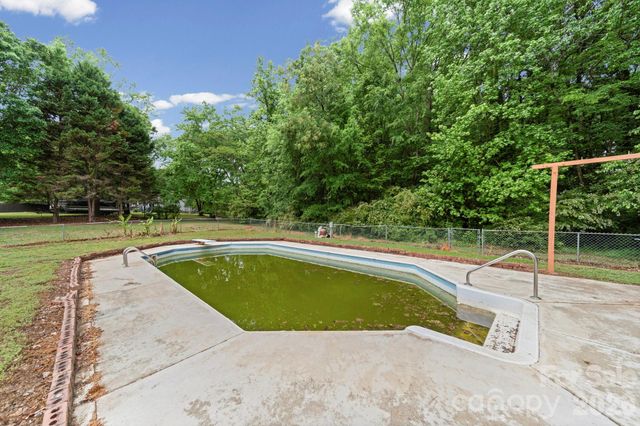 4510 Springview Drive, Monroe, NC 28112