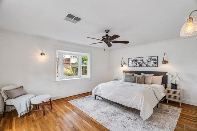 4544 Kensington Dr, San Diego, CA 92116