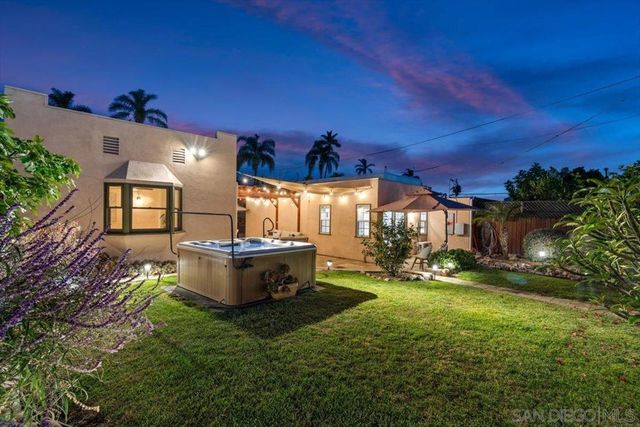 4544 Kensington Dr, San Diego, CA 92116