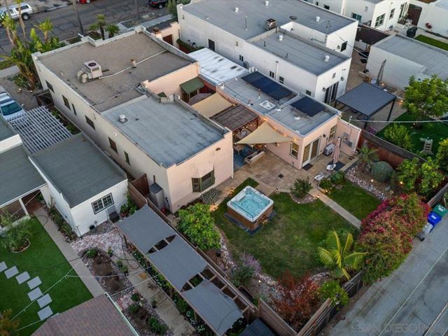 4544 Kensington Dr, San Diego, CA 92116
