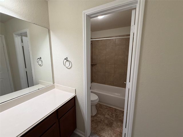 2543 Tucker Creek Drive, Fresno, TX 77545