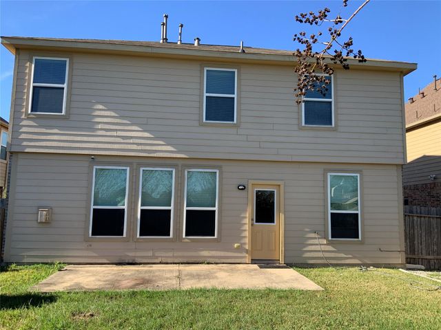 2543 Tucker Creek Drive, Fresno, TX 77545