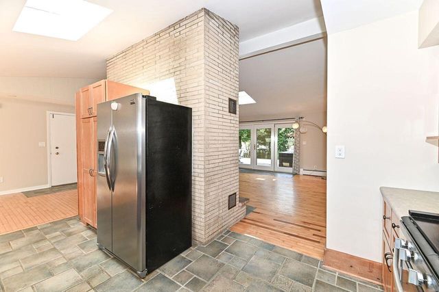 5875 S St. Andrews DRIVE, New Berlin, WI 53146