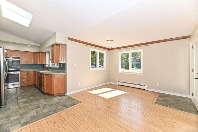 5875 S St. Andrews DRIVE, New Berlin, WI 53146