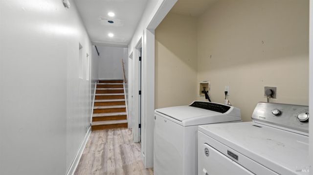 11144 Ice Box Canyon Rd, Forestville, CA 95436