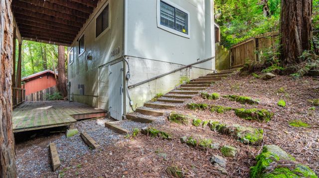 11144 Ice Box Canyon Rd, Forestville, CA 95436