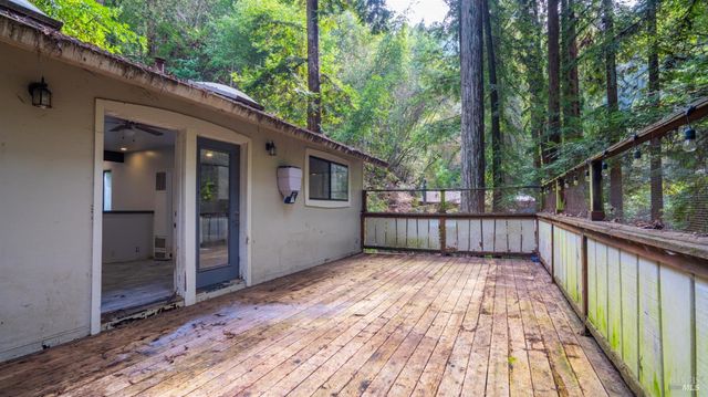 11144 Ice Box Canyon Rd, Forestville, CA 95436