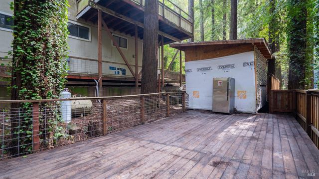 11144 Ice Box Canyon Rd, Forestville, CA 95436