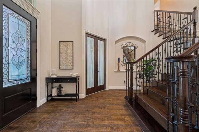 712 Glendevon Drive, Mckinney, TX 75071
