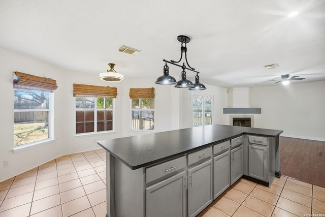 11438 Lima, San Antonio, TX 78213