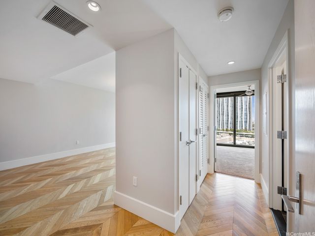 1108 Auahi Street 1305, Honolulu, HI 96814