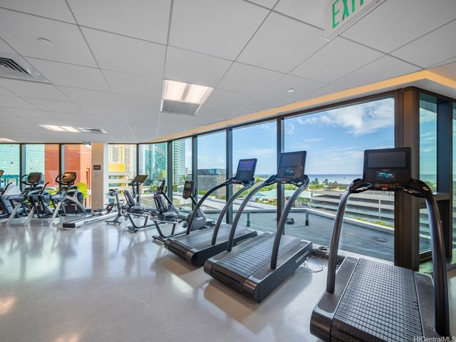 1108 Auahi Street 1305, Honolulu, HI 96814