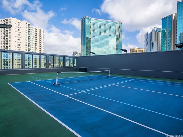 1108 Auahi Street 1305, Honolulu, HI 96814