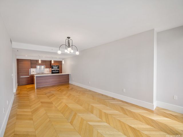 1108 Auahi Street 1305, Honolulu, HI 96814