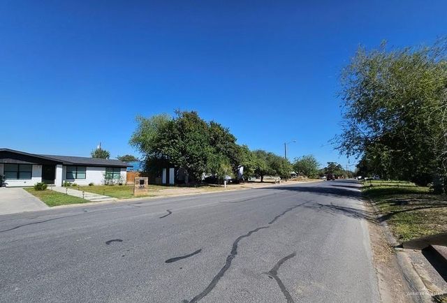 1006 E 12th Street, Mission, TX 78572