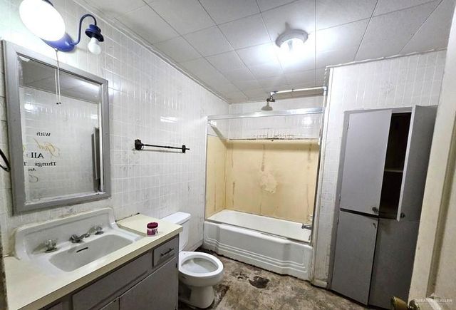 1006 E 12th Street, Mission, TX 78572