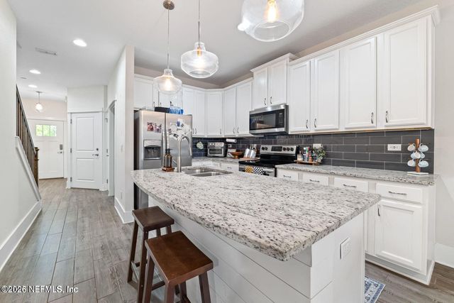 622 2ND Avenue N, Jacksonville Beach, FL 32250