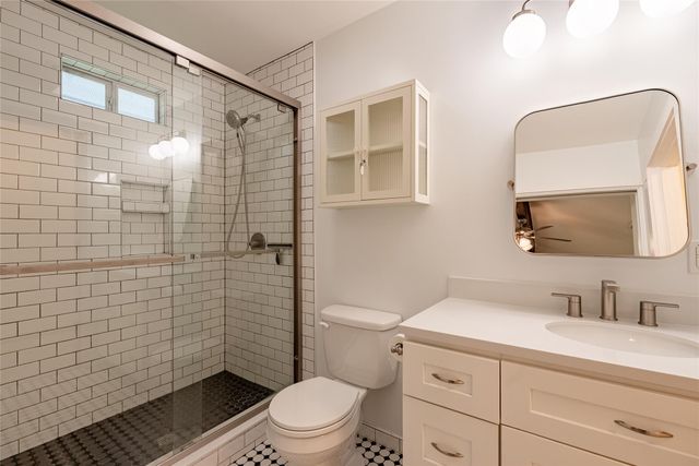 1001 Echo LN, Austin, TX 78745