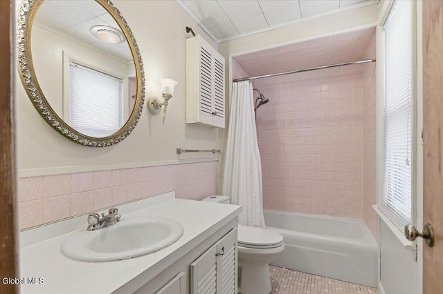 28 Prospect Street, Fort Edward, NY 12828