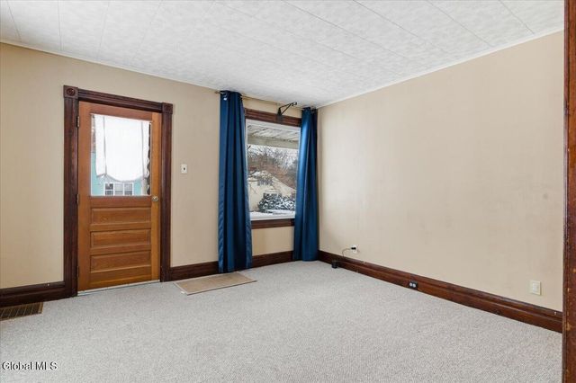 28 Prospect Street, Fort Edward, NY 12828