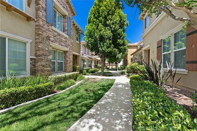 30505 Canyon Hills Road 406, Lake Elsinore, CA 92532