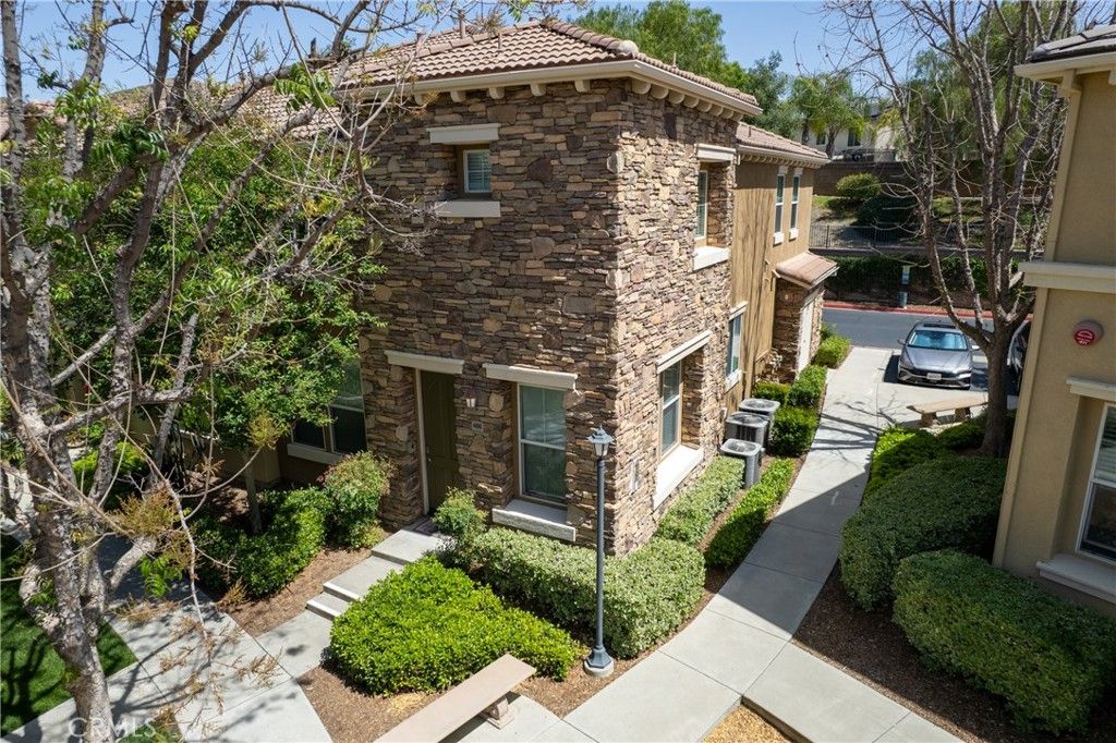 30505 Canyon Hills Road 406, Lake Elsinore, CA 92532