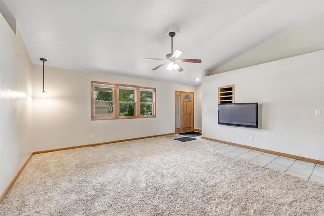 3533 LEEDS CASTLE DRIVE, Green Bay, WI 54313